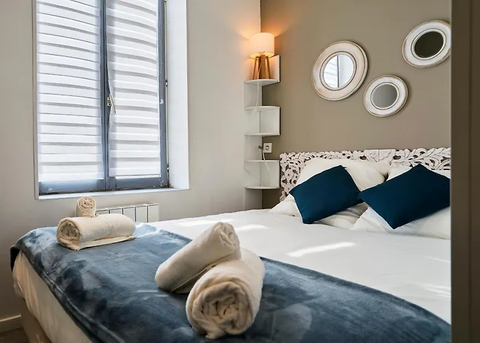 La Sister - Les Demeures D 'adrien * Carvin